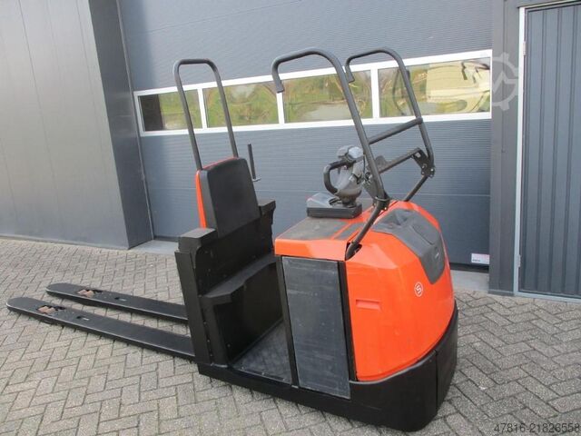 Laagheffende orderpicker TOYOTA OSE250