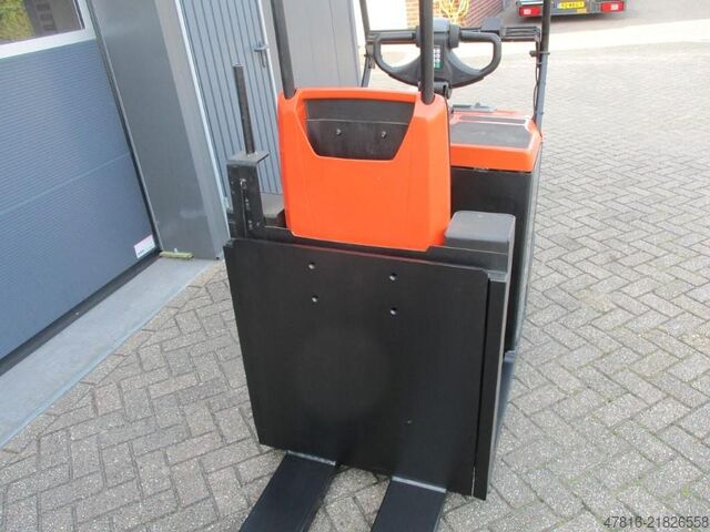Laagheffende orderpicker TOYOTA OSE250