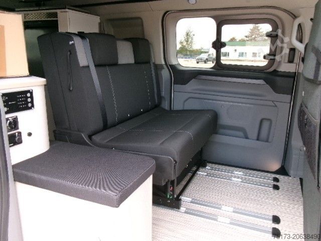 Caravana/autocaravana BÜRSTNER Tourneo Custom L2 Copa C530 Attractive Markise