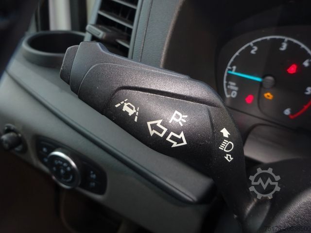 Furgão de painéis FORD Transit Kasten 350 L3H2 Trend 130PS Express-Line