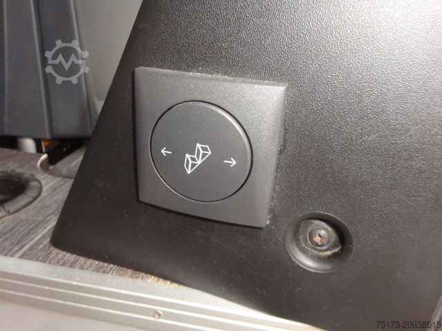 Autocaravana WEINSBERG Caratour 540 MQ 164PS Aufstelldach Markise