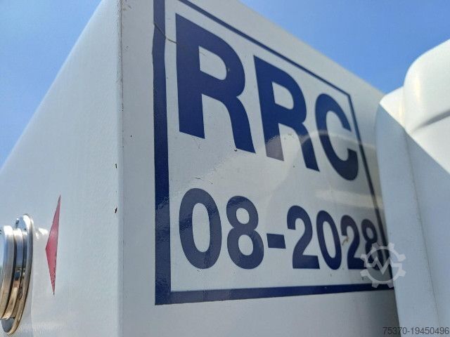 Koelwagen met geïsoleerde laadbak IVECO DAILY 35S13