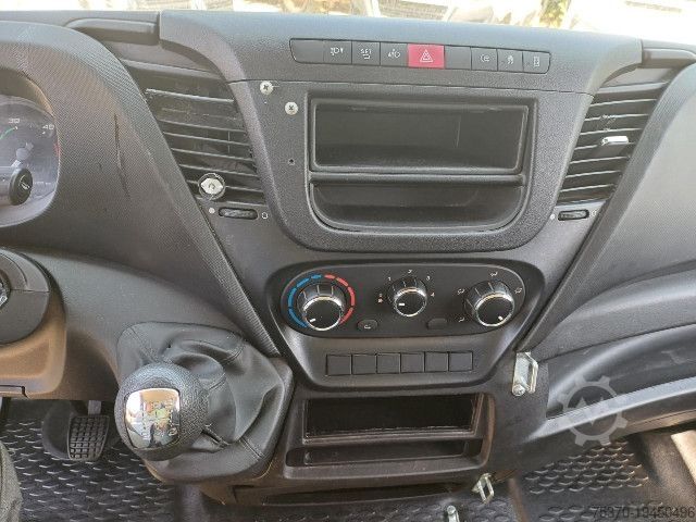 Koelwagen met geïsoleerde laadbak IVECO DAILY 35S13