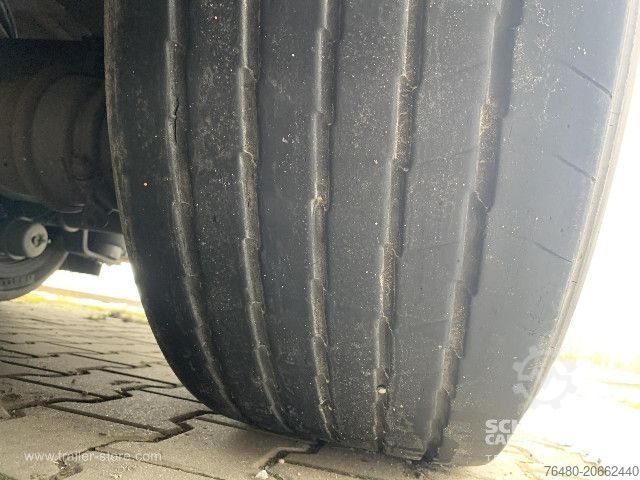 Open oplegger met zeil Schmitz Cargobull Schiebeplane Mega