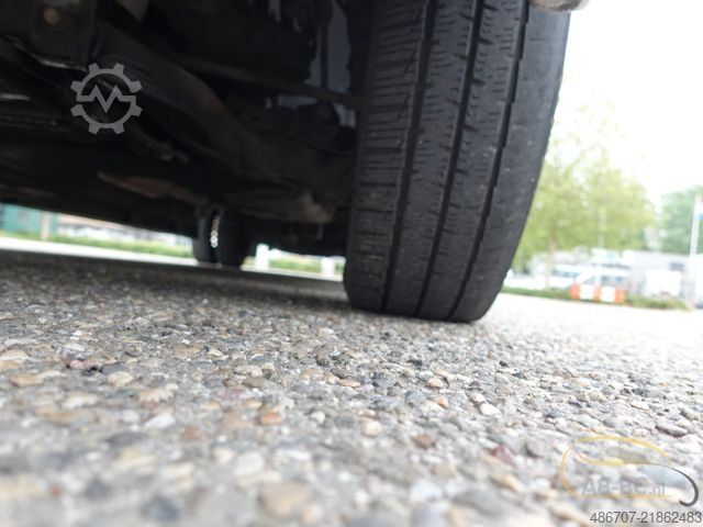Reisebus MERCEDES-BENZ Unvi Sprinter 516, 21 Sitze, Euro 6