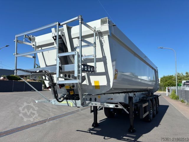 Billenős félpótkocsi SCHMITZ CARGOBULL SKI S3D 24 SL 8.2 Stahlrund 31,9 m3 Liftachse
