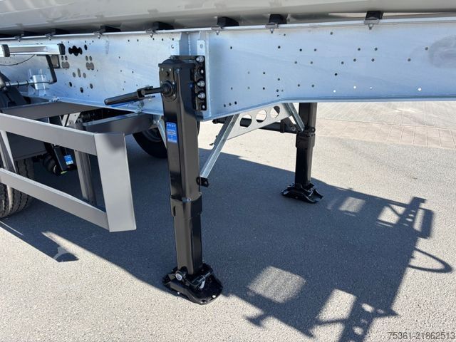 Billenős félpótkocsi SCHMITZ CARGOBULL SKI S3D 24 SL 8.2 Stahlrund 31,9 m3 Liftachse