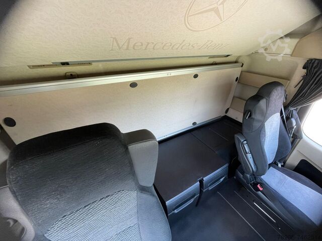 Standaard trekker Mercedes-Benz Actros 1845 LS KlimaA STH Luft AUT AHK SpurH