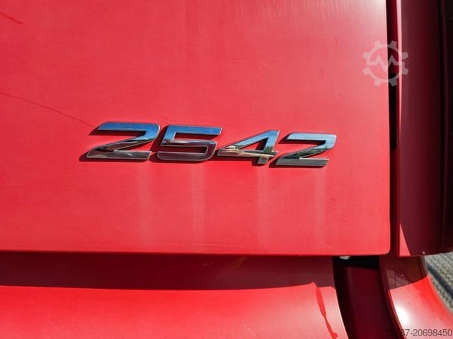 Standardní tahač MERCEDES-BENZ 2542 Actros ,2. Achse Liftachse,Klima-Automat, 2