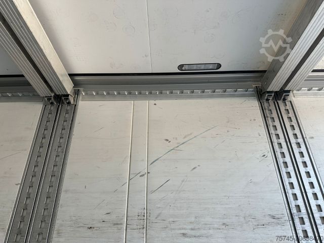 Reefer semitrailer SCHMITZ CARGOBULL SKO 24L * DOPPELSTOCK * LIFT * NUR 4.740H * ALU*