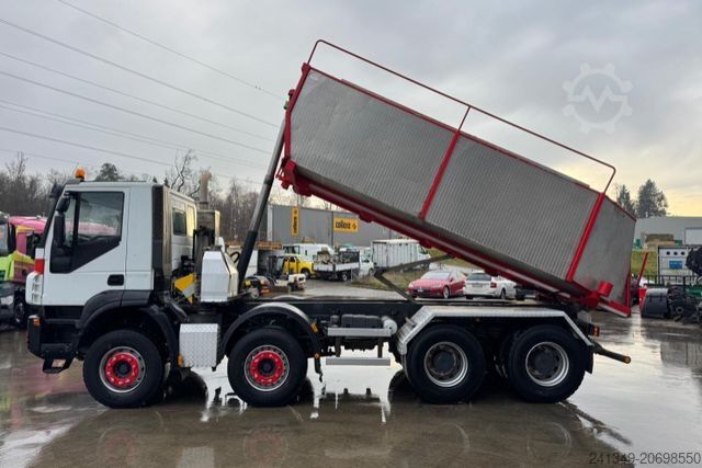 Special purpose truck IVECO Trakker 41T410 8x4 Thermo 2 Kammern