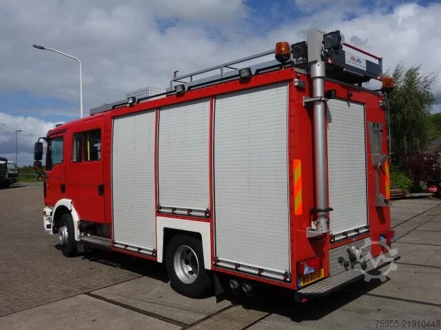 Löschfahrzeug MAN TGM 15.240 godiva pump 2000liter water and foam