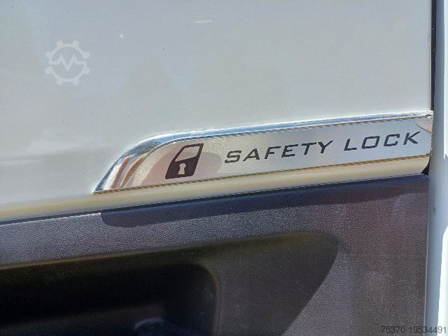 Standard tractor unit IVECO S-WAY AS440S49T/P