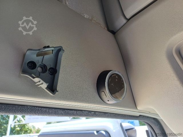 Standard tractor unit IVECO S-WAY AS440S49T/P