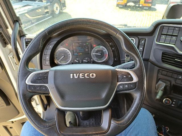 Standard tractor unit IVECO S-WAY AS440S49T/P