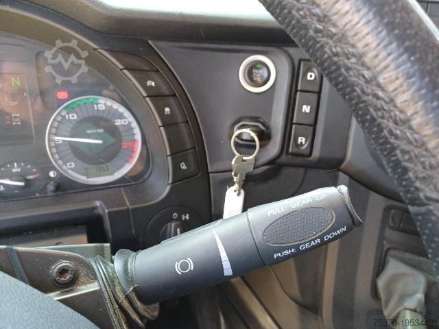 Standard tractor unit IVECO S-WAY AS440S49T/P