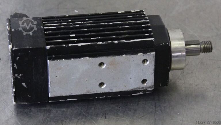 Frezen van motor voor rand verwerking van machines Perske KNS 21.05-2