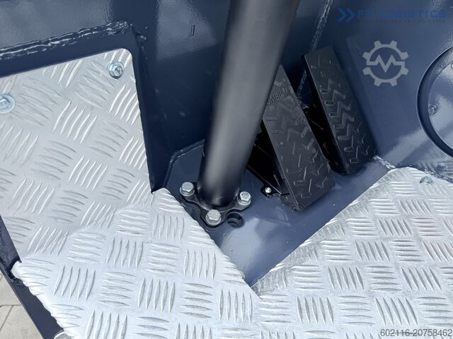 Dört yönlü forklift COMBILIFT CBE2500 TRIPLEX 5500 FORK POSITIONER