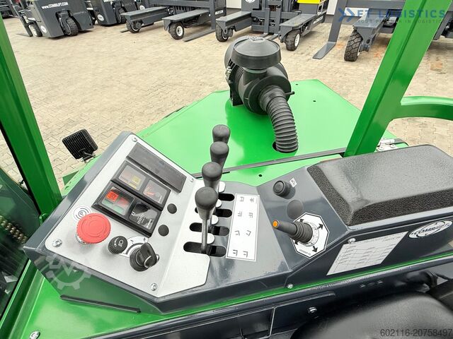 Dört yönlü forklift Combilift CB3000 / TRIPLEX 4900MM / FREE LIFT