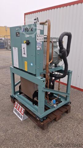 Chiller,Chiller / Cooling Compressor York YCSE-B080SB50