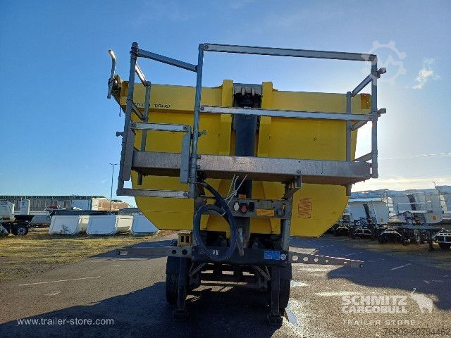 Kipper Auflieger Schmitz Cargobull Kipper Stahlrundmulde 24m³