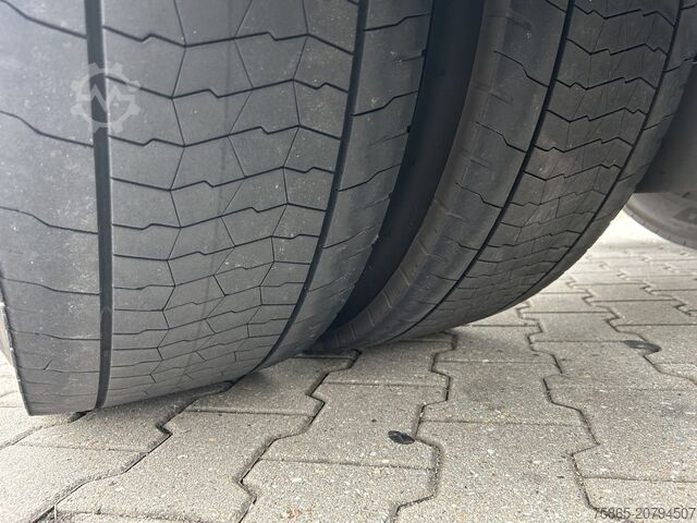 Standard tractor Mercedes-Benz Actros 1840 StreamSpace LS / New Tacho V2 / APK...