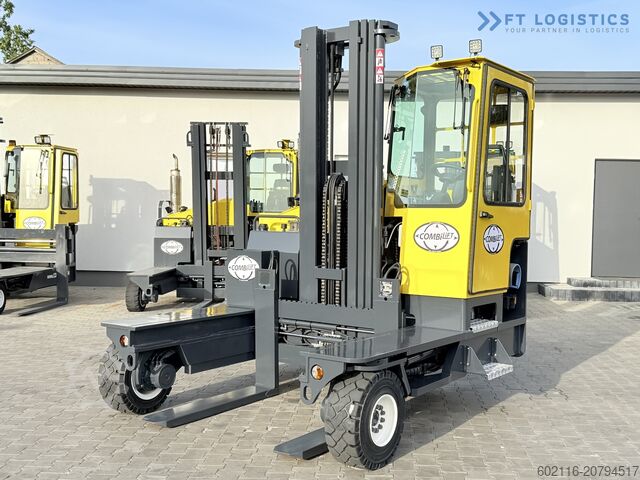 Chariot élévateur multidirectionnel Combilift C5000XL GAS TRIPLEX 6000 EXTENDABLE FORK