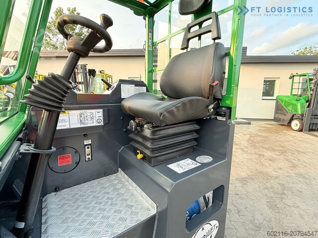 4-way forklift truck Combilift C4000CB TRIPLEX 5200MM FREE-LIFT TOP 1