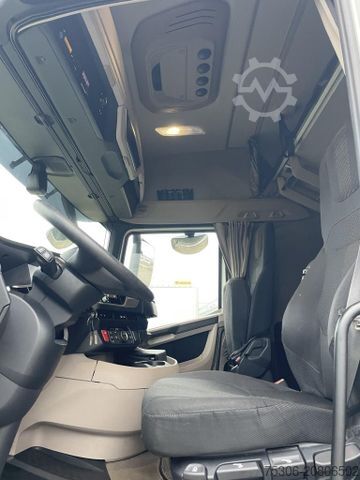 Standard dragbil DAF FT XG 530