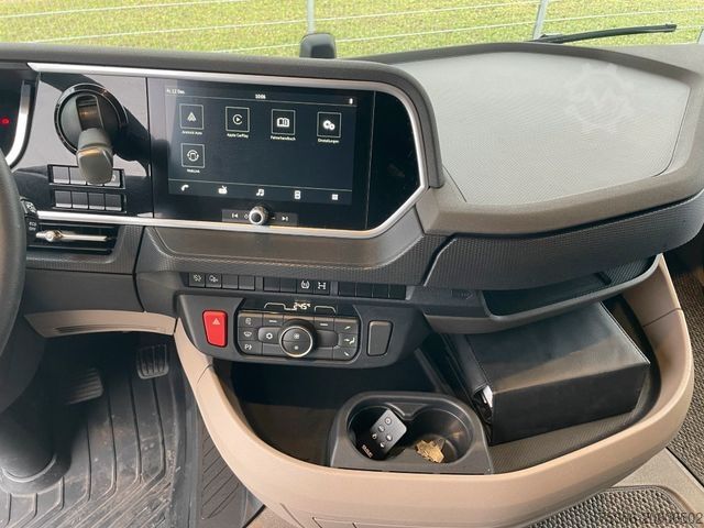 Standard dragbil DAF FT XG 530