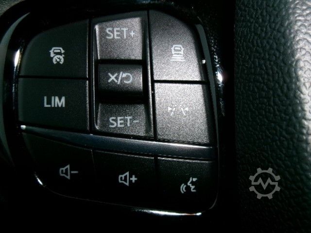 Minibuss FORD Transit Custom 320L1 Trail 100kW AWD AHK 2xS.Tür