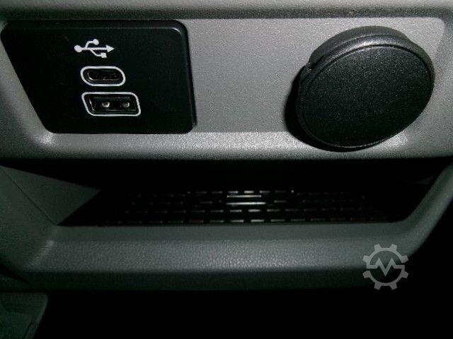 Minibuss FORD Transit Custom 320L1 Trail 100kW AWD AHK 2xS.Tür