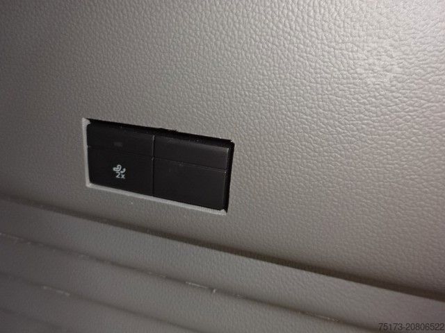 Husvagn/husbil FORD Tourneo Custom Copa C500 340L1 PHEV Markise AHK