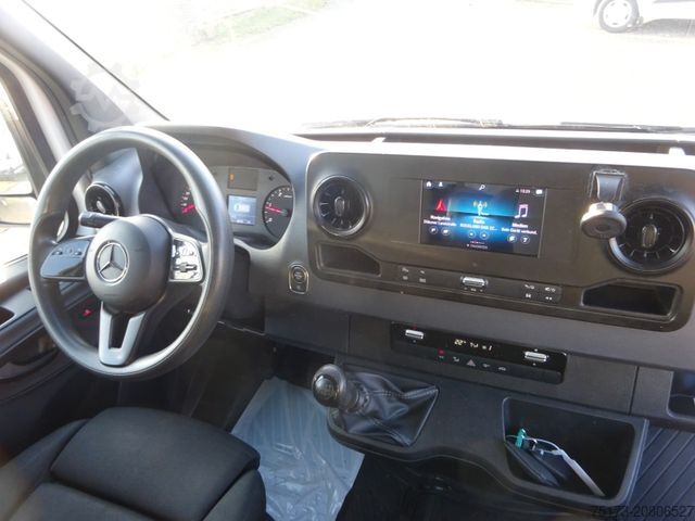 Hög tak skåpbil MERCEDES-BENZ Sprinter III Kasten RWD 317 CDI MBUX Navi SHZ