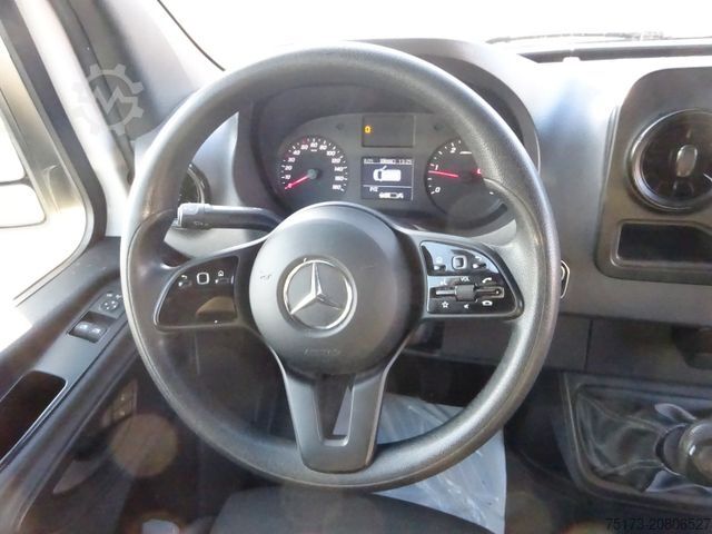 Hög tak skåpbil MERCEDES-BENZ Sprinter III Kasten RWD 317 CDI MBUX Navi SHZ