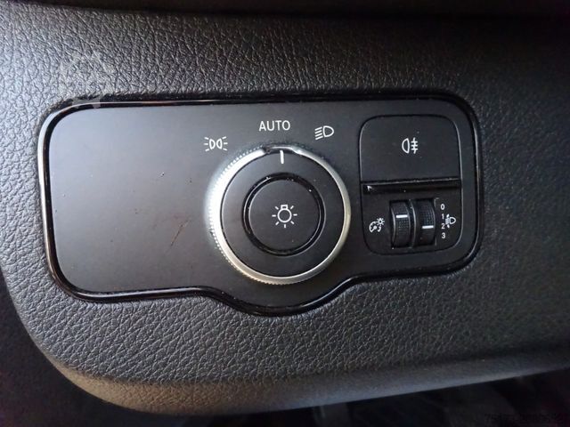 Hög tak skåpbil MERCEDES-BENZ Sprinter III Kasten RWD 317 CDI MBUX Navi SHZ