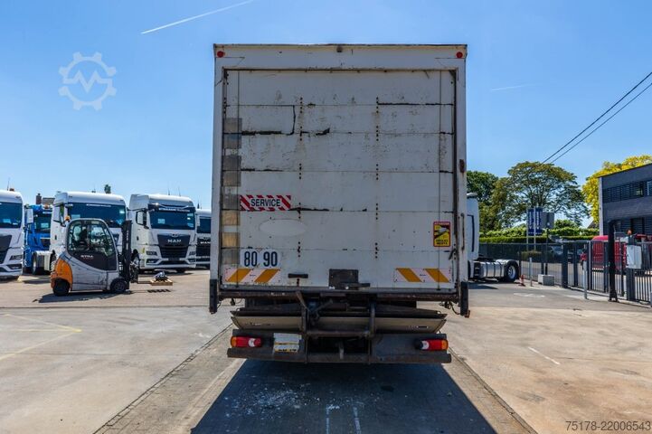 Koffer RENAULT MIDLUM 180 DCI