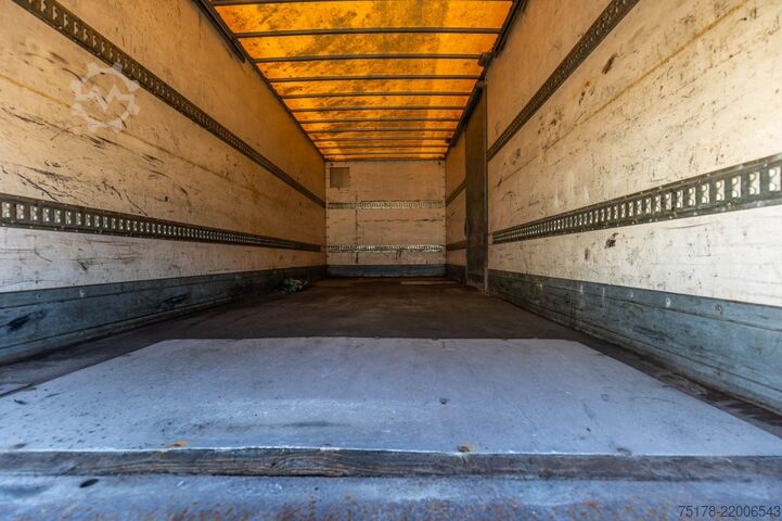 Koffer RENAULT MIDLUM 180 DCI