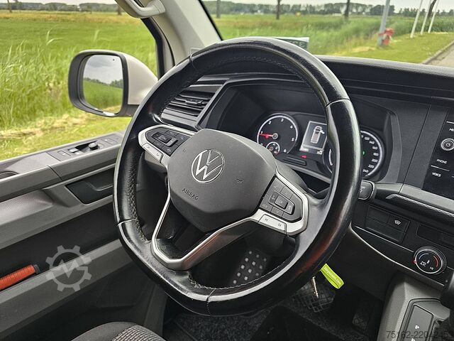 Kombi med högt tak VOLKSWAGEN TRANSPORTER 2.0 TDI L1H1 150Pk NAP Euro6