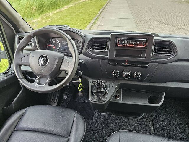 Kombi s vysokou střechou RENAULT MASTER 2.3 L1H1 Dubbel Cabine!