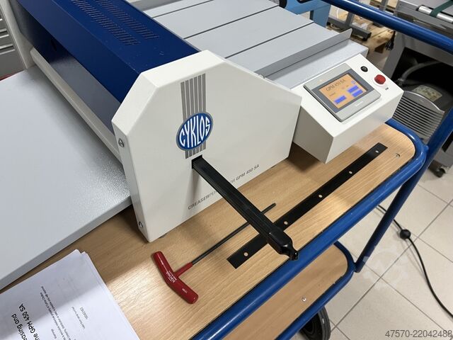 Halbautomatische Rillmaschine Cyklos GPM 450SA Semi-Automatic Creaser