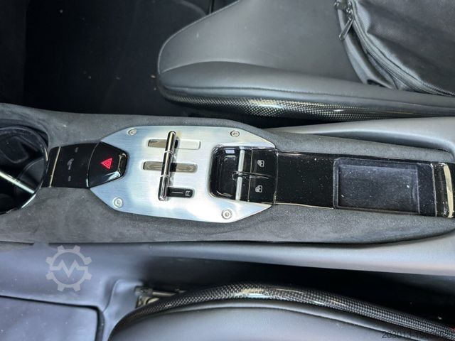 Fourgon FERRARI 296 GTB Coupe