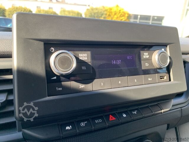 Panel van Renault Trafic Blue dCi 130 L1H1 Komfort LED+KAMERA+PDC