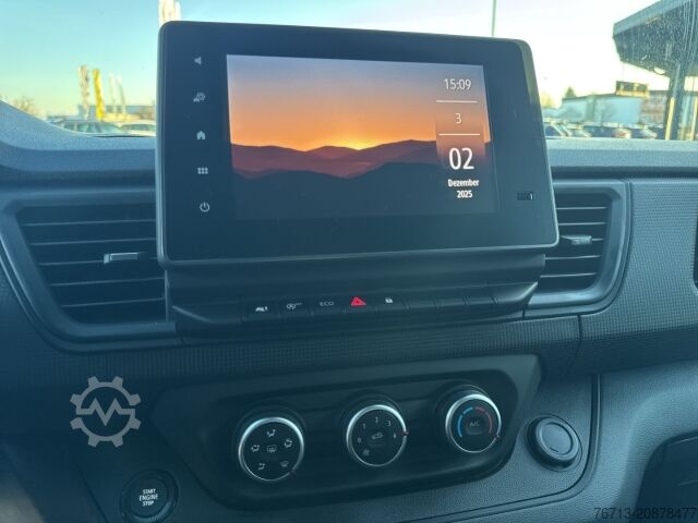 Panel van Renault Trafic KOMFORT L2H1 3,1t Blue dCi 150 NAVI