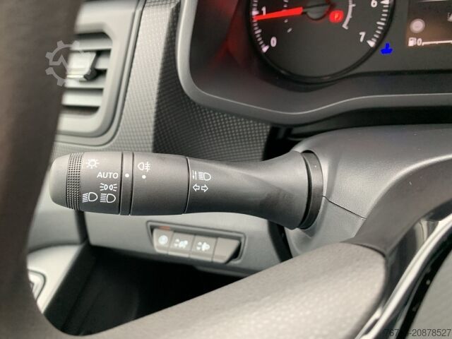 Panel van Renault Trafic Komfort L1H1 3,0t Blue dCi 130 AHK+KAMERA