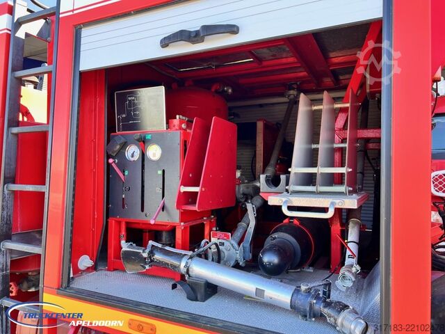 Carro de bombeiros Renault Thomas Sides BS13 4x4, Twin engine, Waterkanon
