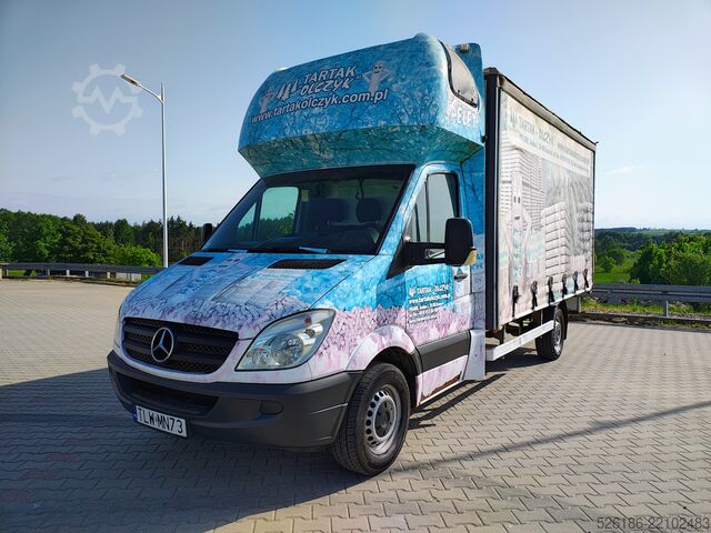 Fourgon pick-up Mercedes-Benz sprinter 318