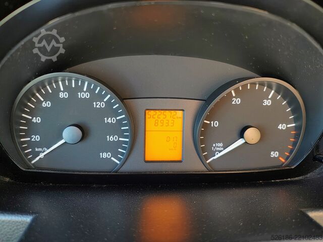 Fourgon pick-up Mercedes-Benz sprinter 318