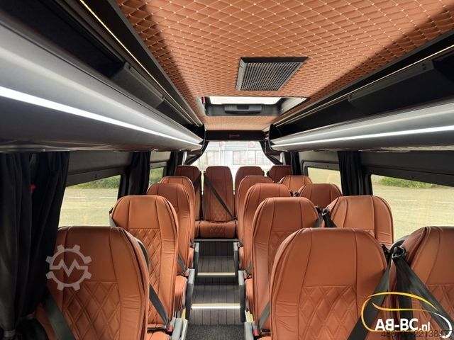 Touringcar MERCEDES-BENZ 519 STORM 21 SITZE GROSSEN KOFFER