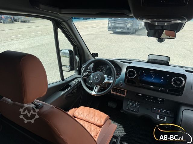 Touringcar MERCEDES-BENZ 519 STORM 21 SITZE GROSSEN KOFFER